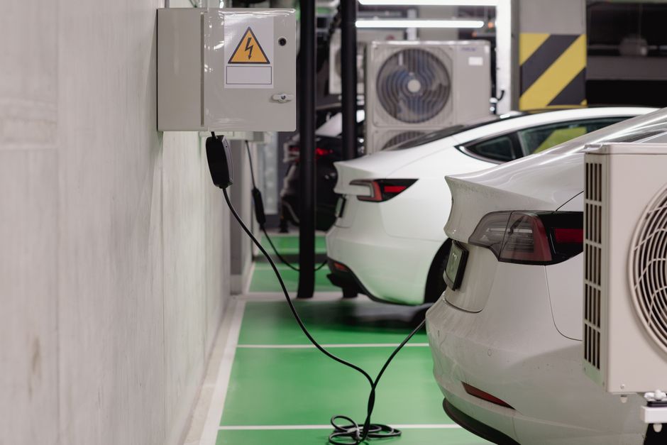 Le virage électrique : investir ou décrocher.