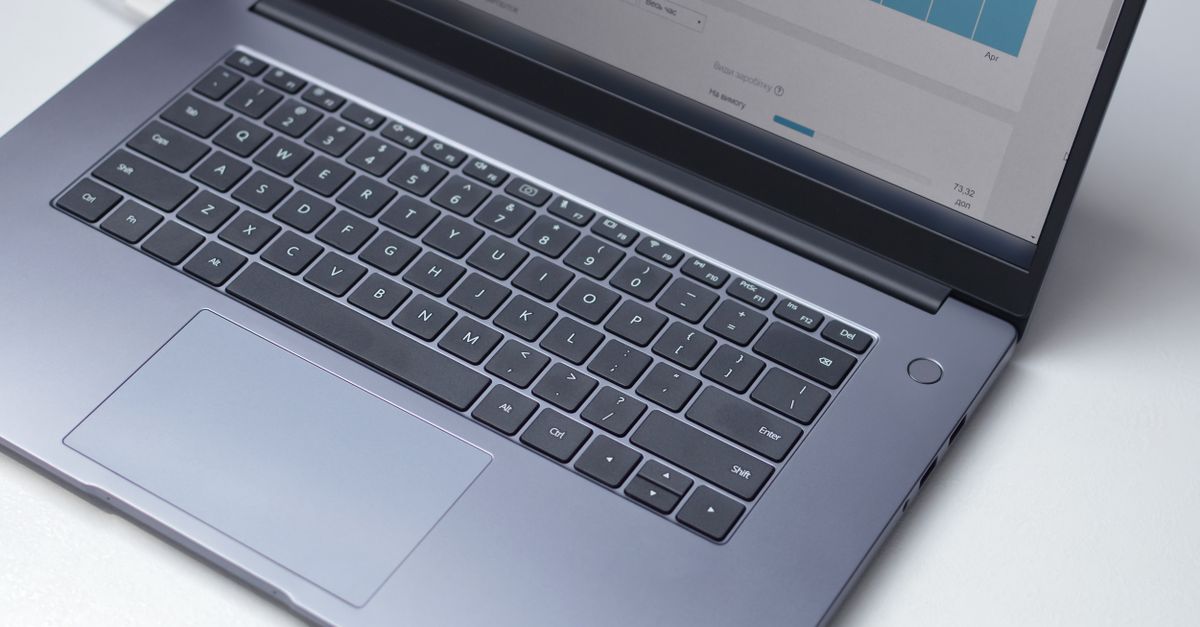 Acheter un site internet rentable : le guide 2026